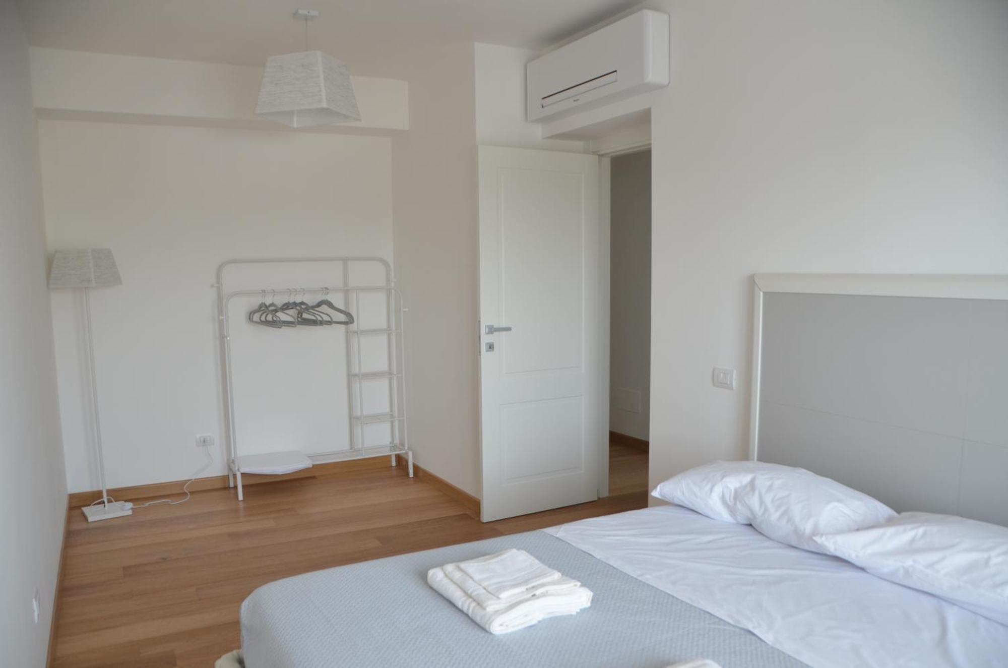 פומזיה Suite 39 Tra Roma E Il Mare מראה חיצוני תמונה